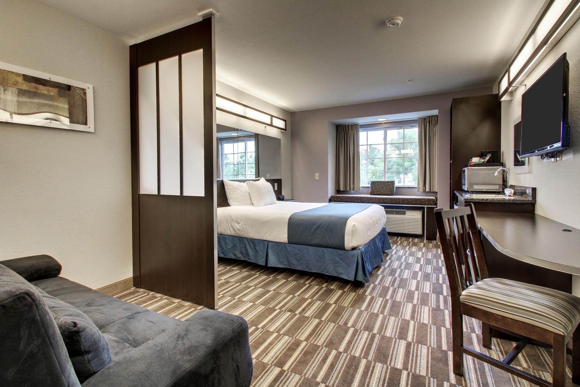 Microtel Inn & Suites By Wyndham Tuscaloosa Exterior photo
